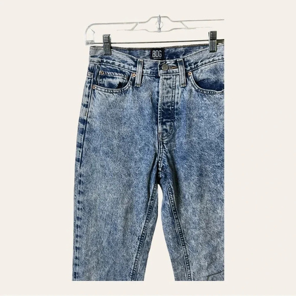 Urvban OUTFITTERS BDG “SLIM STRAIGHT” ACID WASH JEANS SIZE 25 - Picture 4 of 10